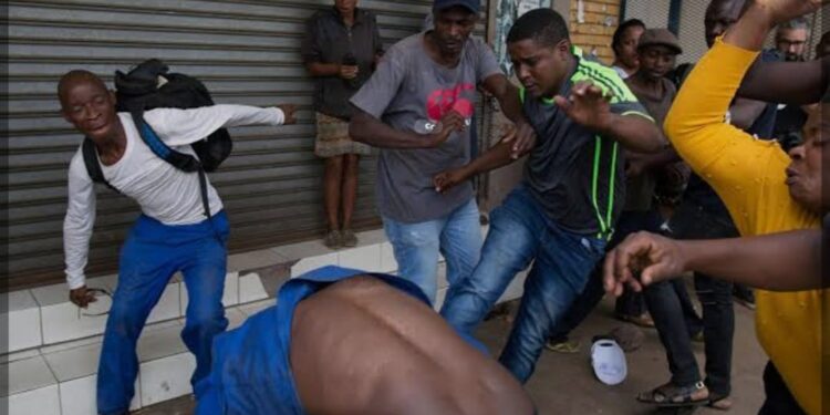 Afrique du Sud : Le Ghana et le Nigeria portent la crise de xénophobie devant l&rsquo;Union africaine
