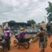 Accident à Bohicon : Un camion d’alcool Sodabi se renverse en pleine circulation et…