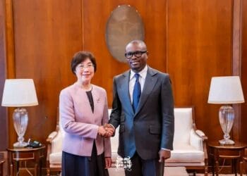 Énergies renouvelables, ports, routes : La Banque asiatique AIIB prête à investir au Bénin (les détails)