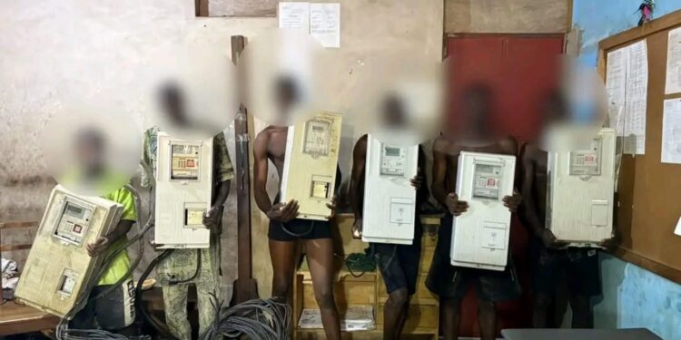 Vol et trafic de compteurs SBEE à Hêvié : Six individus dans les mailles de la police