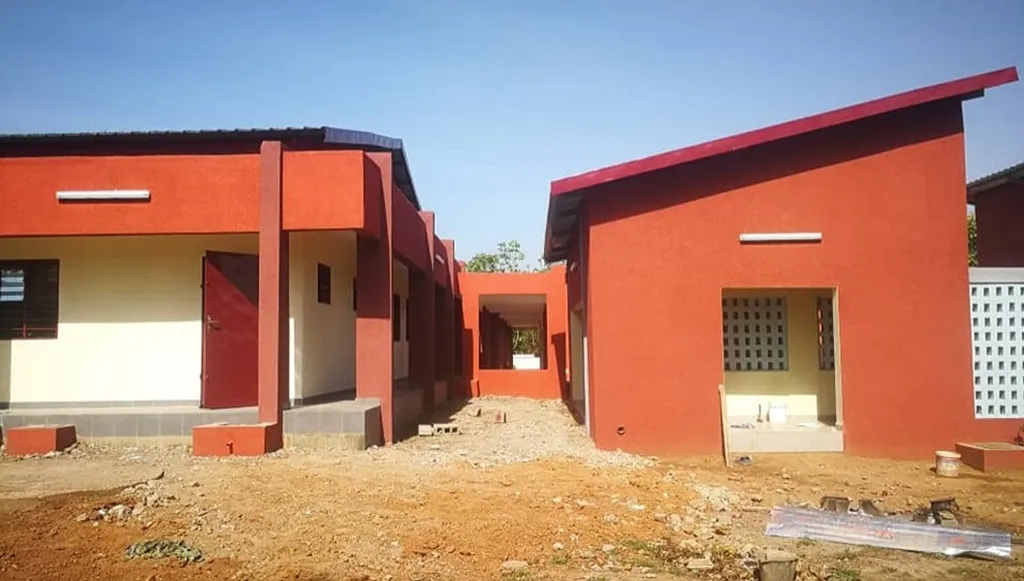 Hôpital de zone de Tchaourou : Une nouvelle entreprise désignée pour achever les travaux