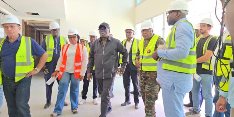 Infrastructures de défense et sécurité de Cotonou et d&rsquo;Abomey-Calavi : Rachidi Gbadamassi sur les chantiers pour s&rsquo;assurer du respect des délais